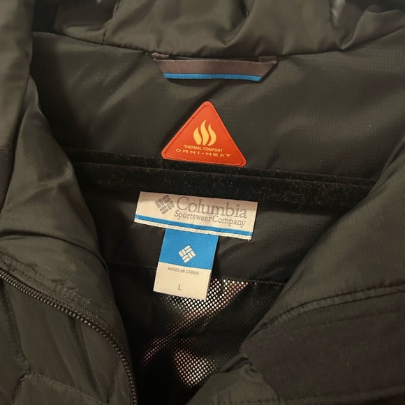 Black Columbia Women's Quilted Jacket - Picture 3 of 4